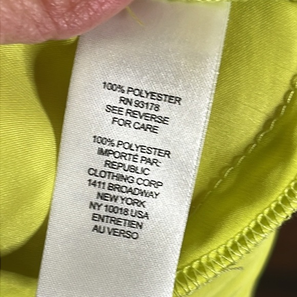 Joie Haltertop Pleated Midi Dress in Limeade Size Medium New - Picture 12 of 12